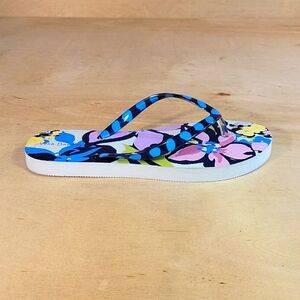 Vera Bradley NWOT Marian Floral Small 5-6 Women's Rubber Flip Flops